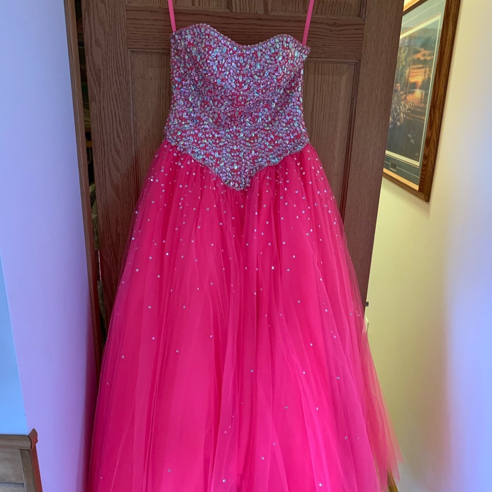 Pink Sparkly Strapless Prom Dress